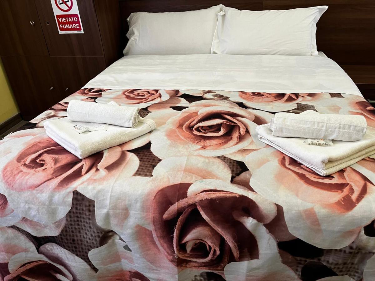 Holiday Rome Guesthouse Экстерьер фото